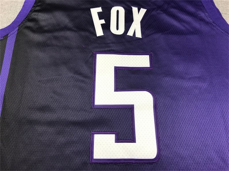 Camiseta DeAaron Fox 5 Sacramento Kings 4
