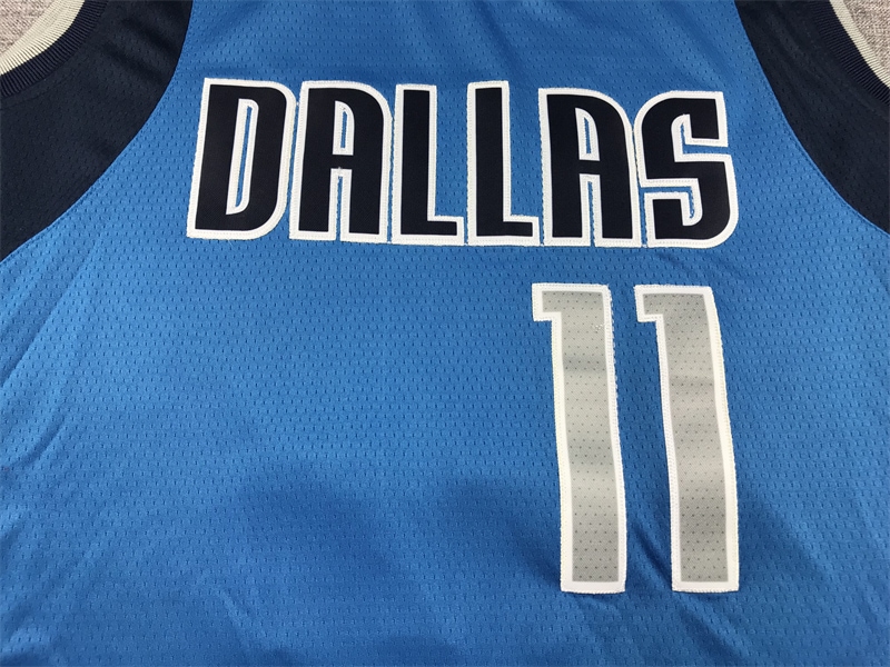Camiseta Luka Doncic 77 Dallas Mavericks azul 2