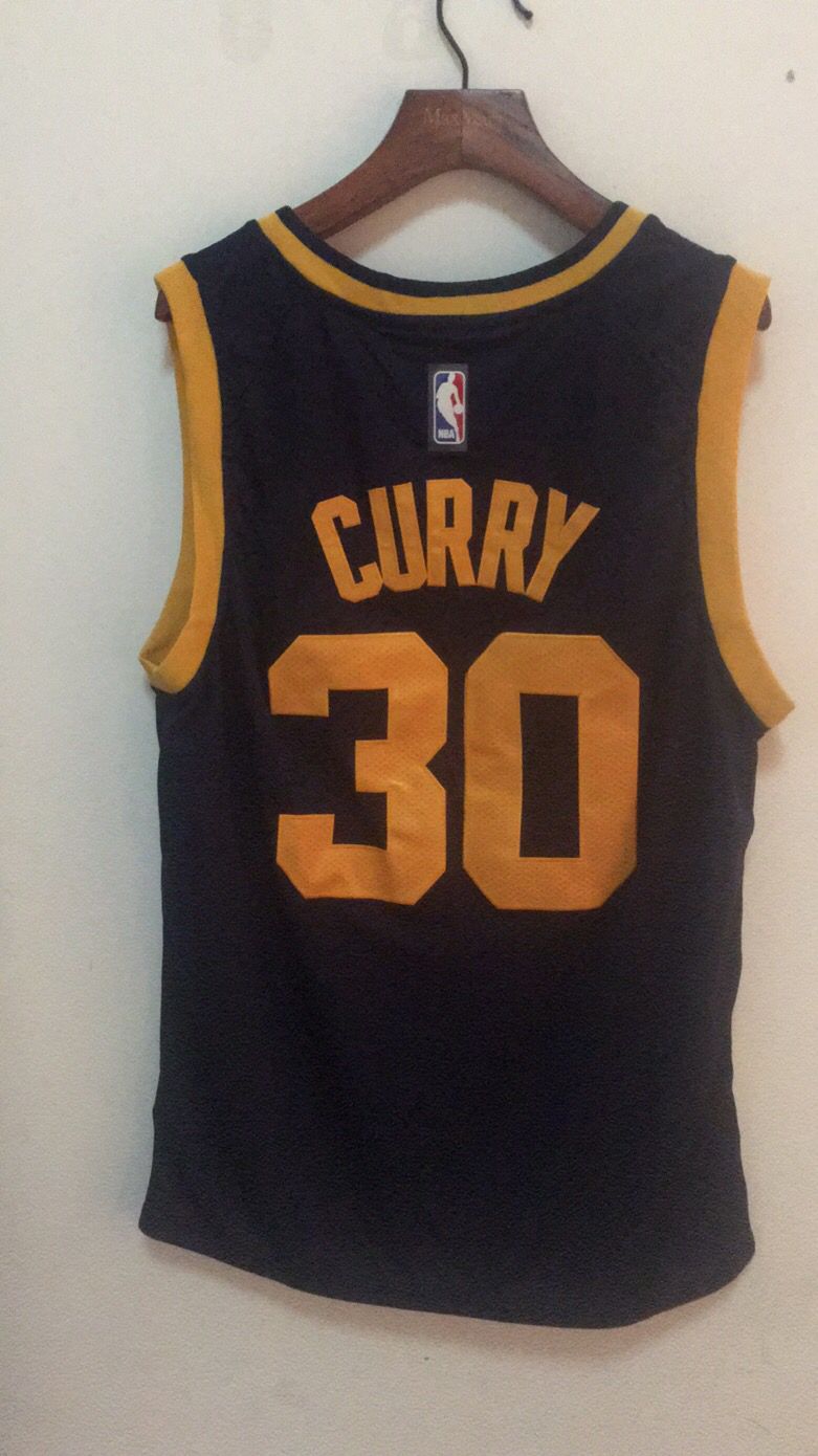 Camiseta Stephen Curry 30 Golden State Warriors 2023 oscura 1