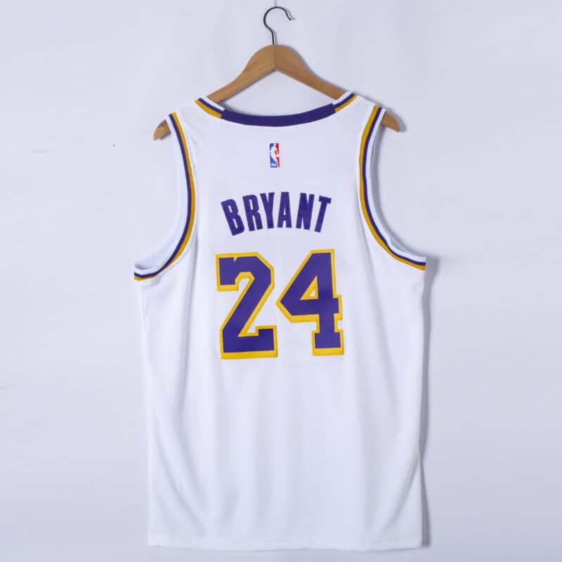 Camiseta Kobe Bryant 24 Los Angeles Lakers 2023 blanca 2