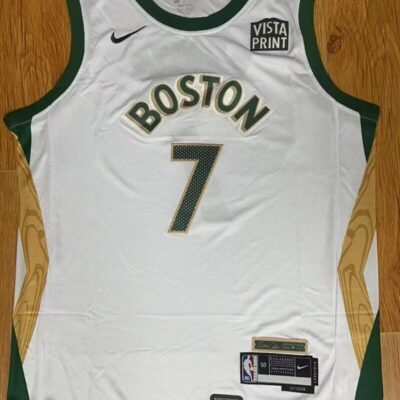 Camiseta Jaylen Brown 7 Celtics The City 2024 1