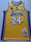 Camiseta Kobe Bryant 24 Lakers 2009 10 NBA Finals Hardwood Classics 3